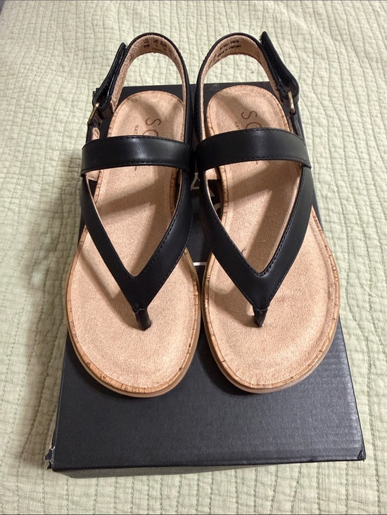 Naturalizer Shoes - NWT Naturalizer Black Thong Sandals with Ankle Strap